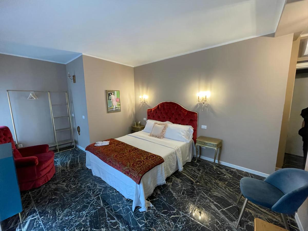 Prestige Suite Via Romagnoli Sirmione Exterior photo